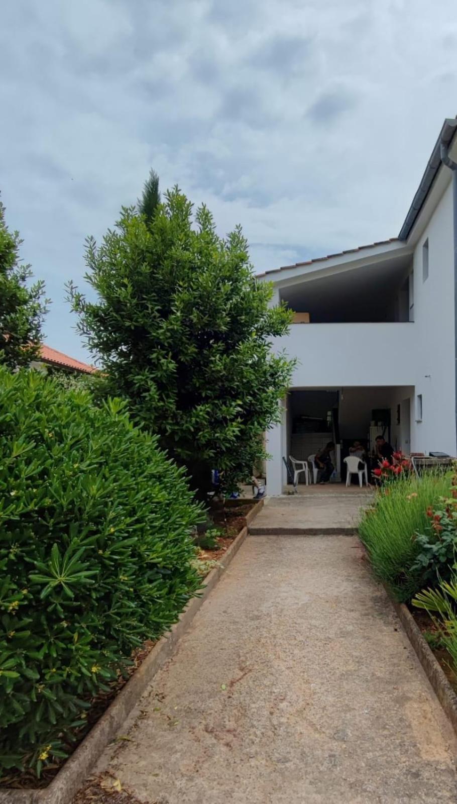 Apartmani 1 Pinezici Pinezići Exterior foto