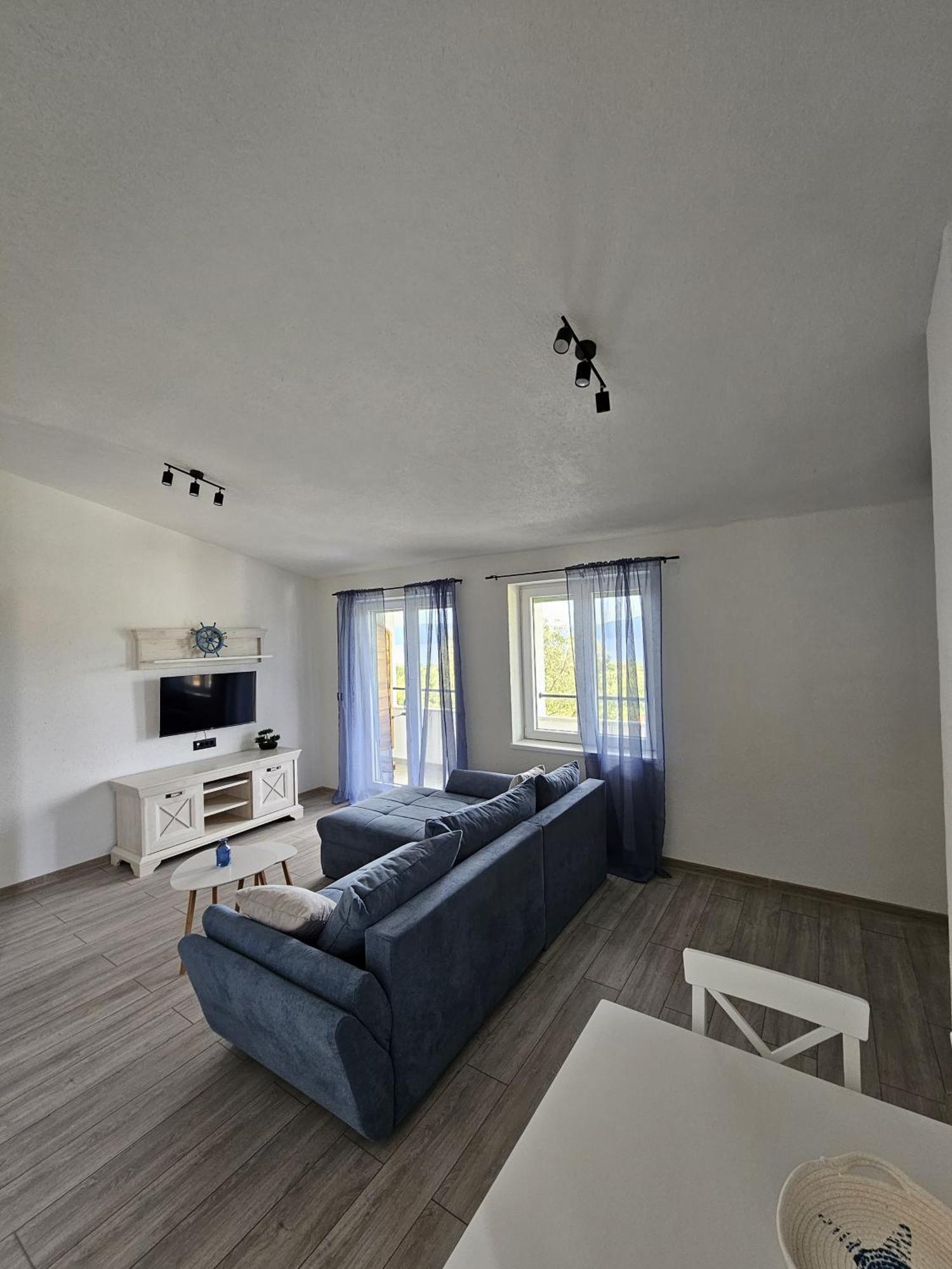 Apartmani 1 Pinezici Pinezići Exterior foto